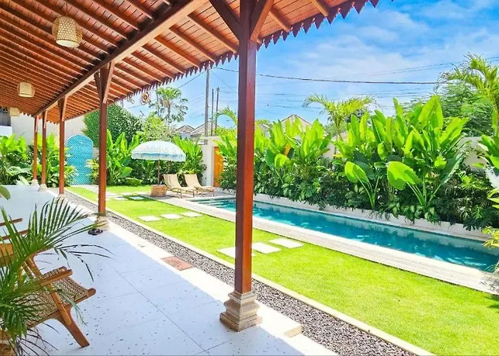 Luxury 2 Bedroom Tropical