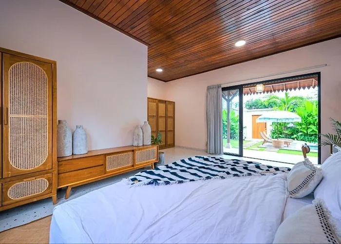 Luxury 2 Bedroom Tropical Villa